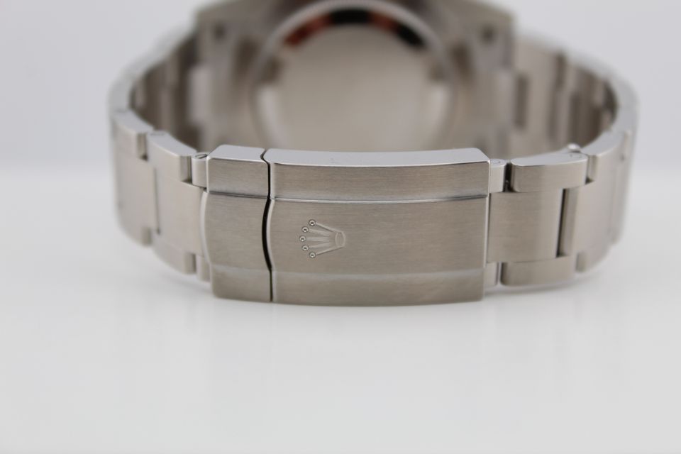 Rolex Oyster Perpetual 124300 Image 7